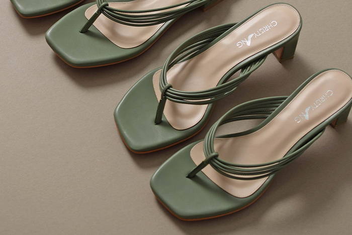6 Shoe Trends The Minimalist, Stylish Crowd Are Really Into Right Now