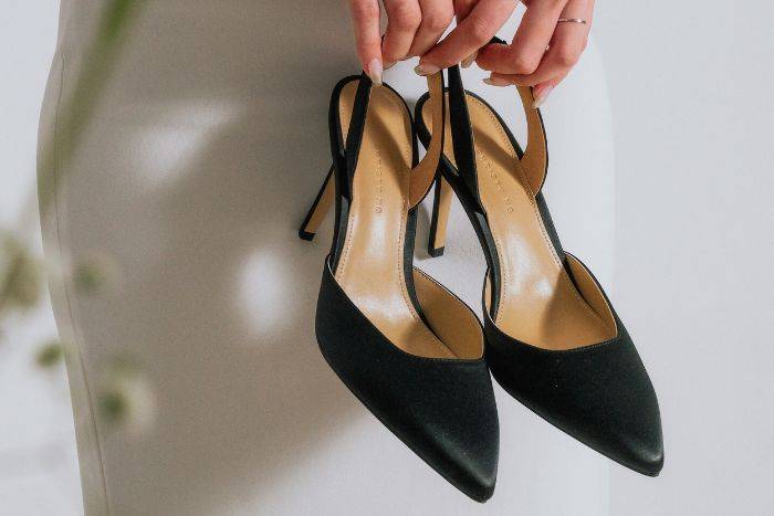 Bride's Guide to Perfect Wedding Shoes: Elegance & Comfort Combined