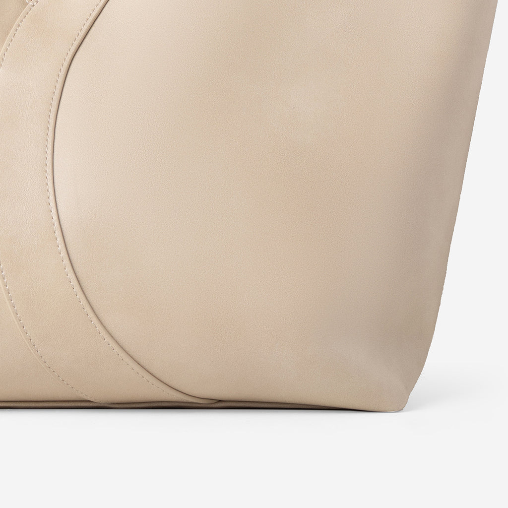 Latte Beige-text