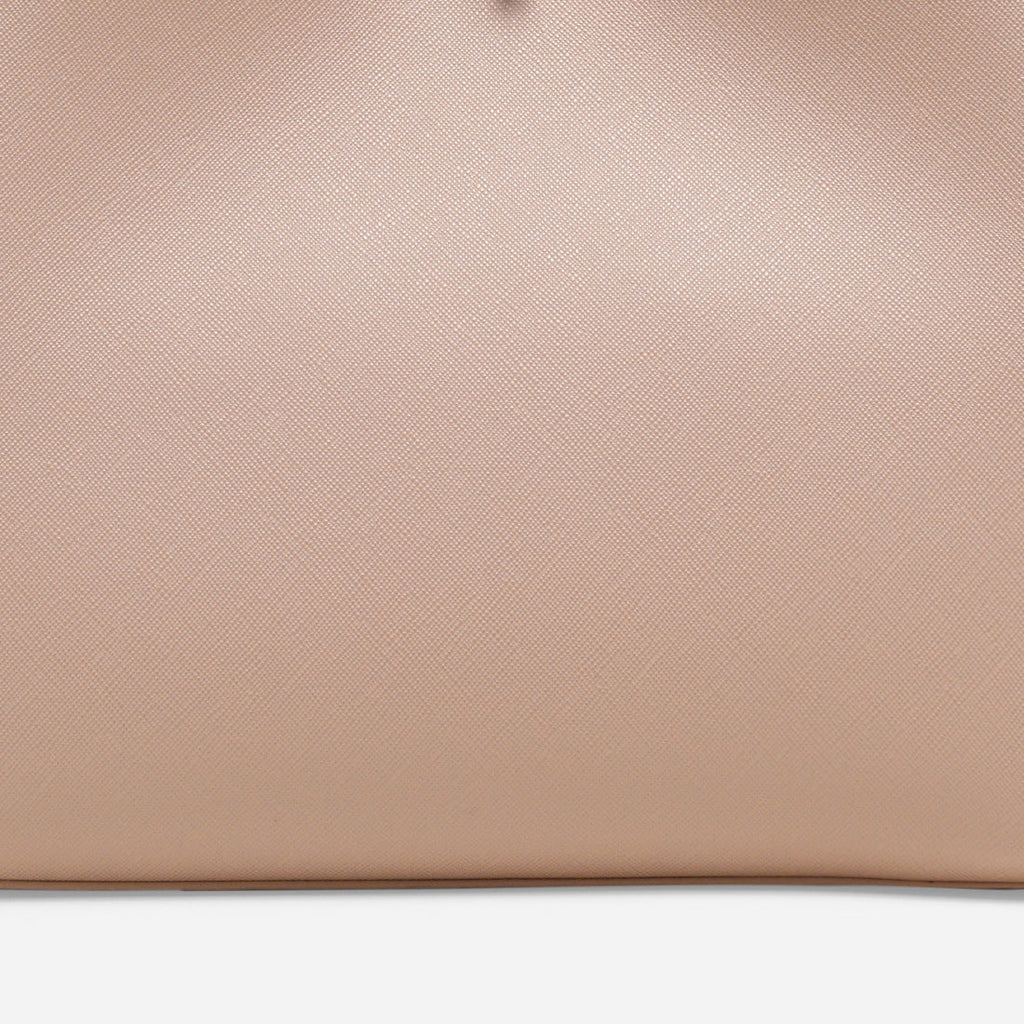 Sandy Beige-text