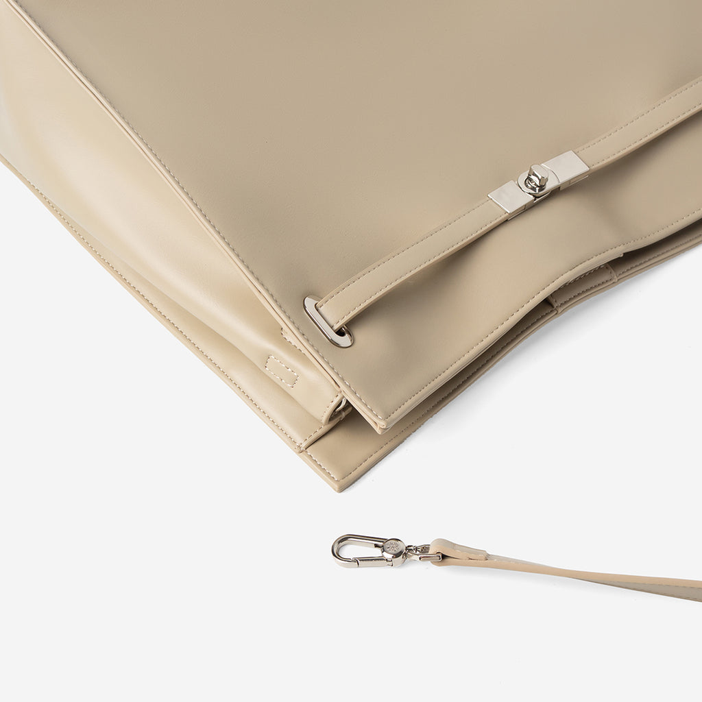 Meredith Shoulder Bag