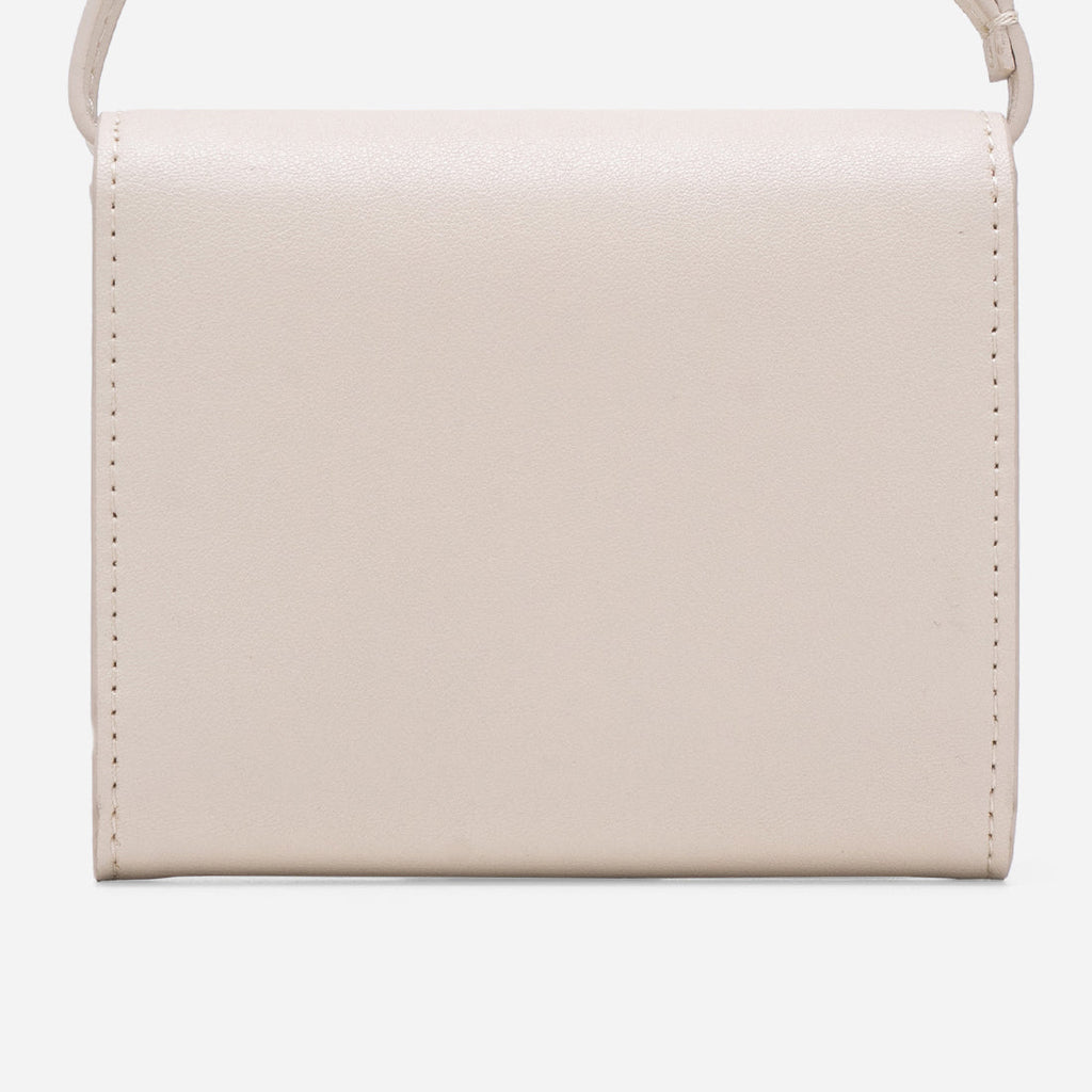 Latte Beige-text